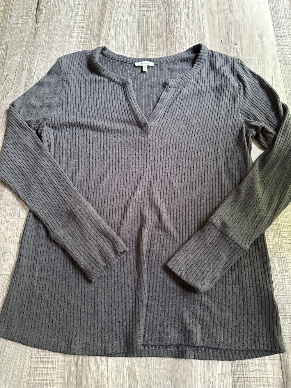 Maurices Charcoal Ribbed V-Notch Long Sleeve Top